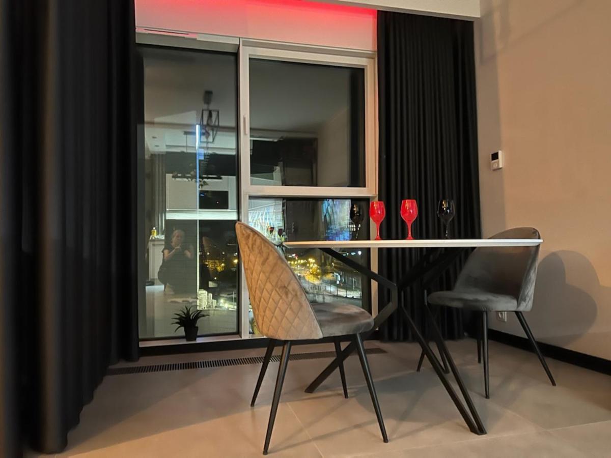 Towarowa - Milionowa 39 Check-In 24H Apartman Poznań Kültér fotó